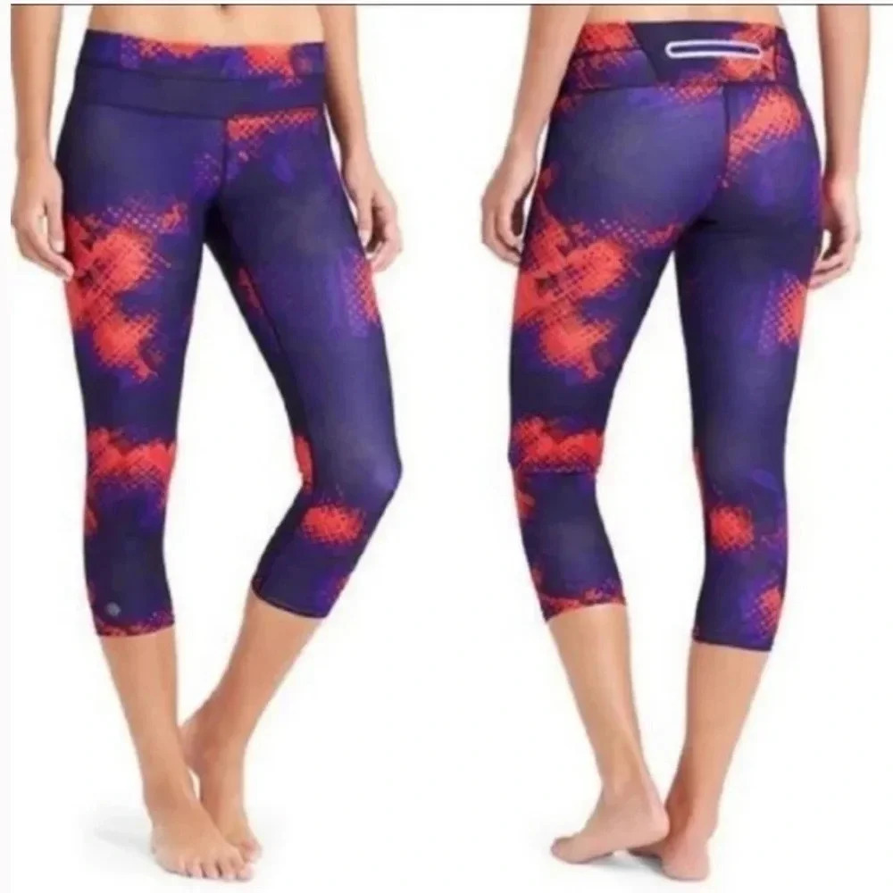 Athleta electric blue sonar print Capri leggings size large